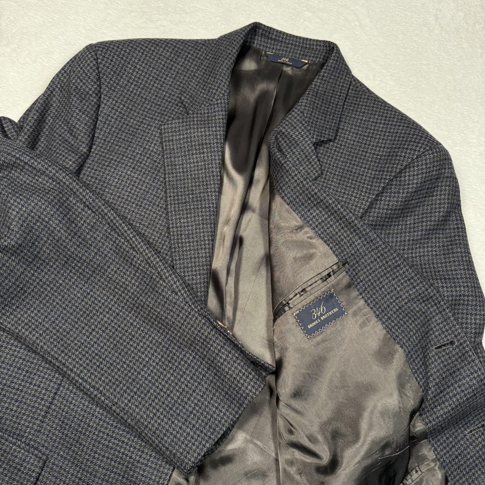 Brooks Brothers Navy and Gray Houndstooth Sport Coat